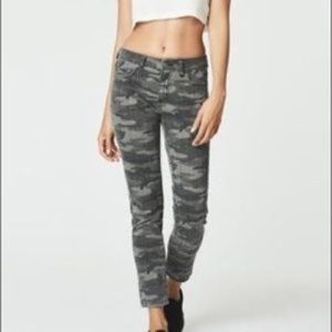 Carmar Grayscale Camo Jeans (26)